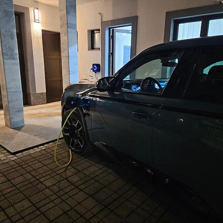Morpheus Apartmani Sremska Mitrovica Exteriör bild