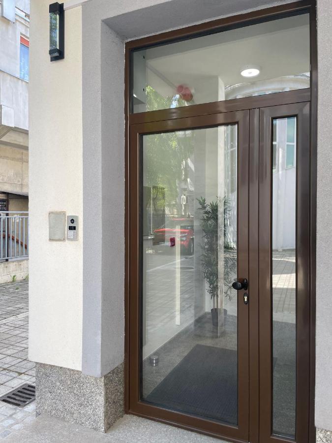 Morpheus Apartmani Sremska Mitrovica Exteriör bild
