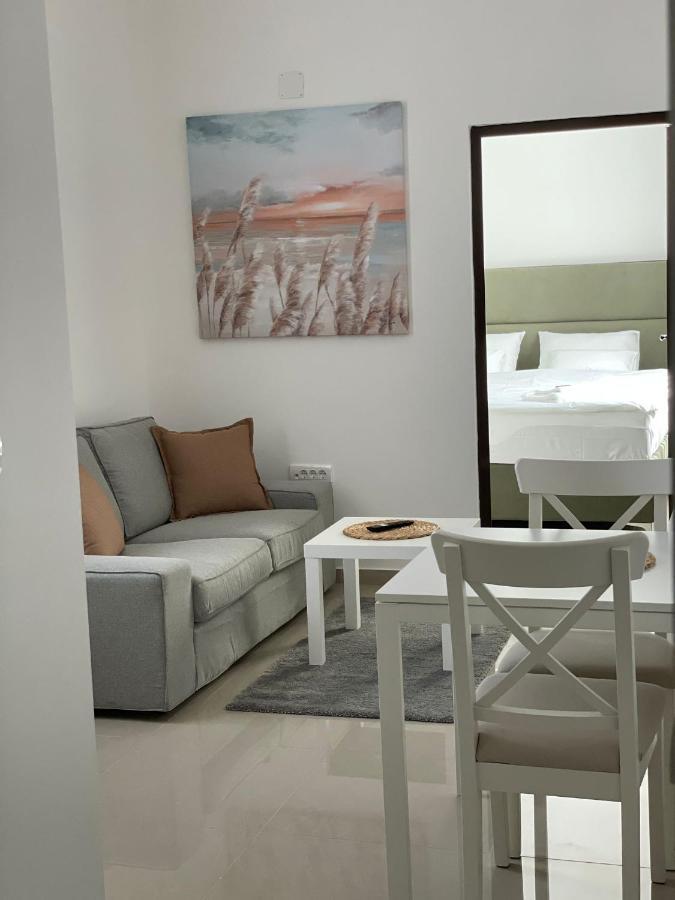 Morpheus Apartmani Sremska Mitrovica Exteriör bild
