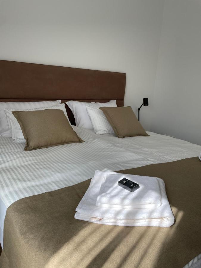 Morpheus Apartmani Sremska Mitrovica Exteriör bild