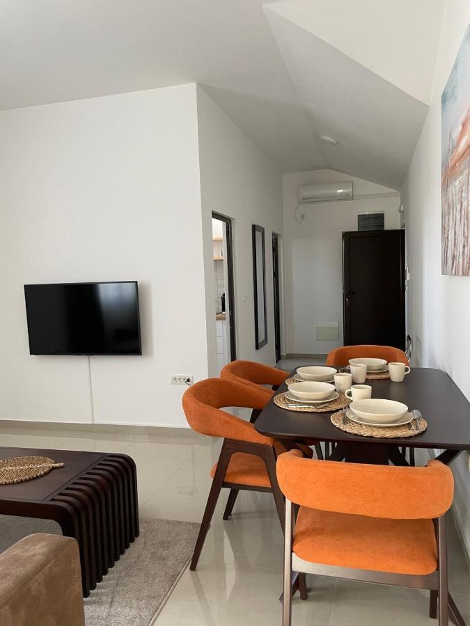 Morpheus Apartmani Sremska Mitrovica Exteriör bild