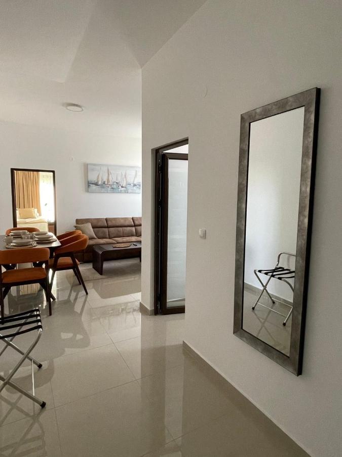 Morpheus Apartmani Sremska Mitrovica Exteriör bild