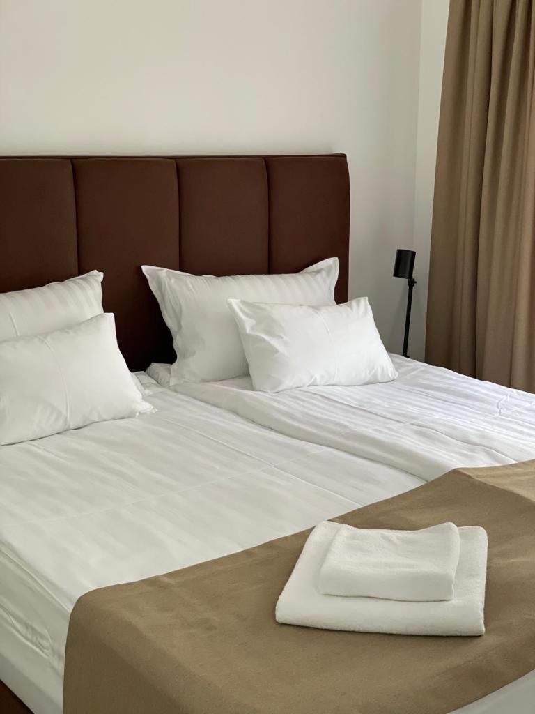Morpheus Apartmani Sremska Mitrovica Exteriör bild