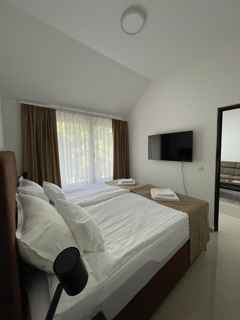Morpheus Apartmani Sremska Mitrovica Exteriör bild