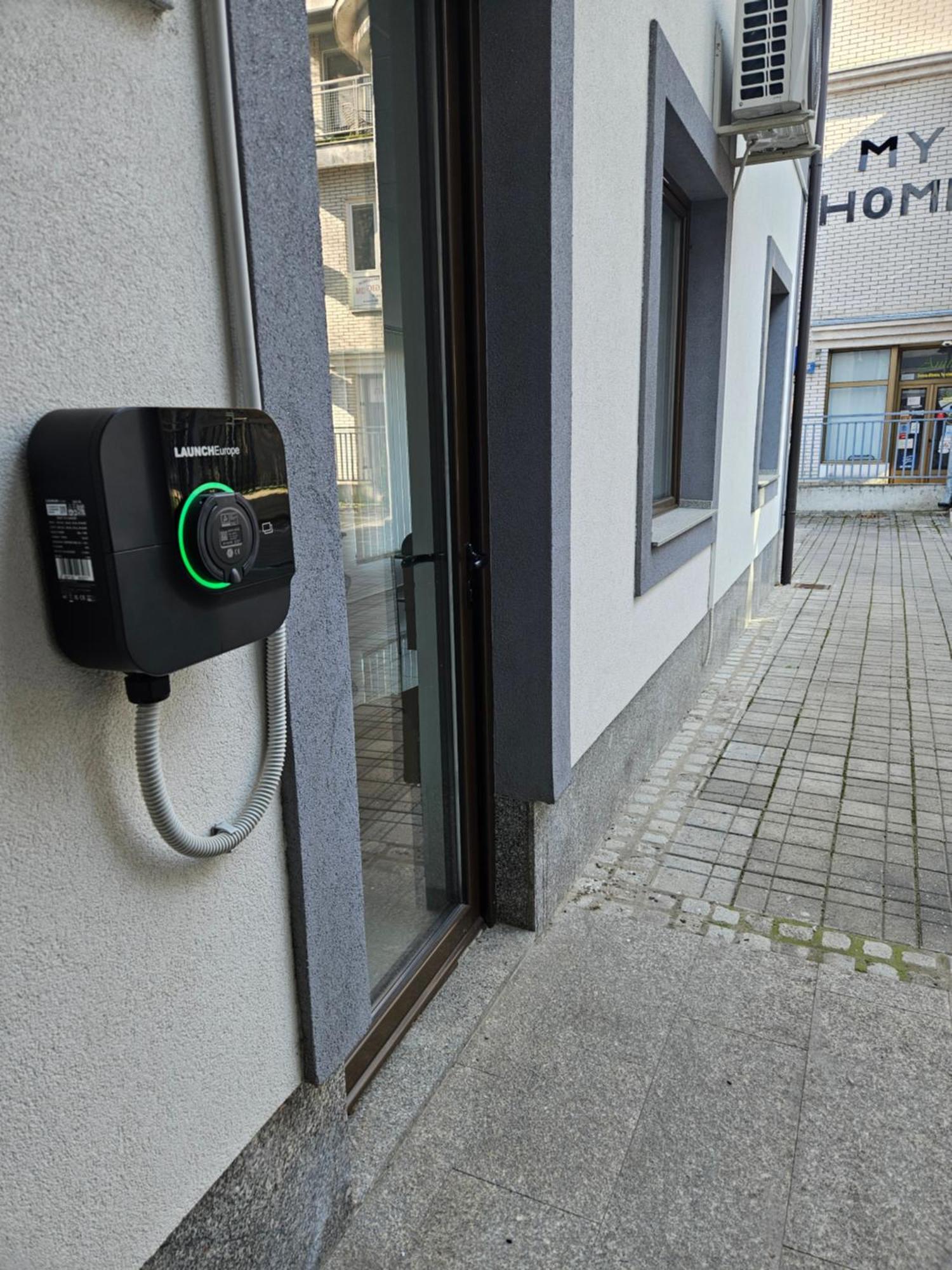 Morpheus Apartmani Sremska Mitrovica Exteriör bild